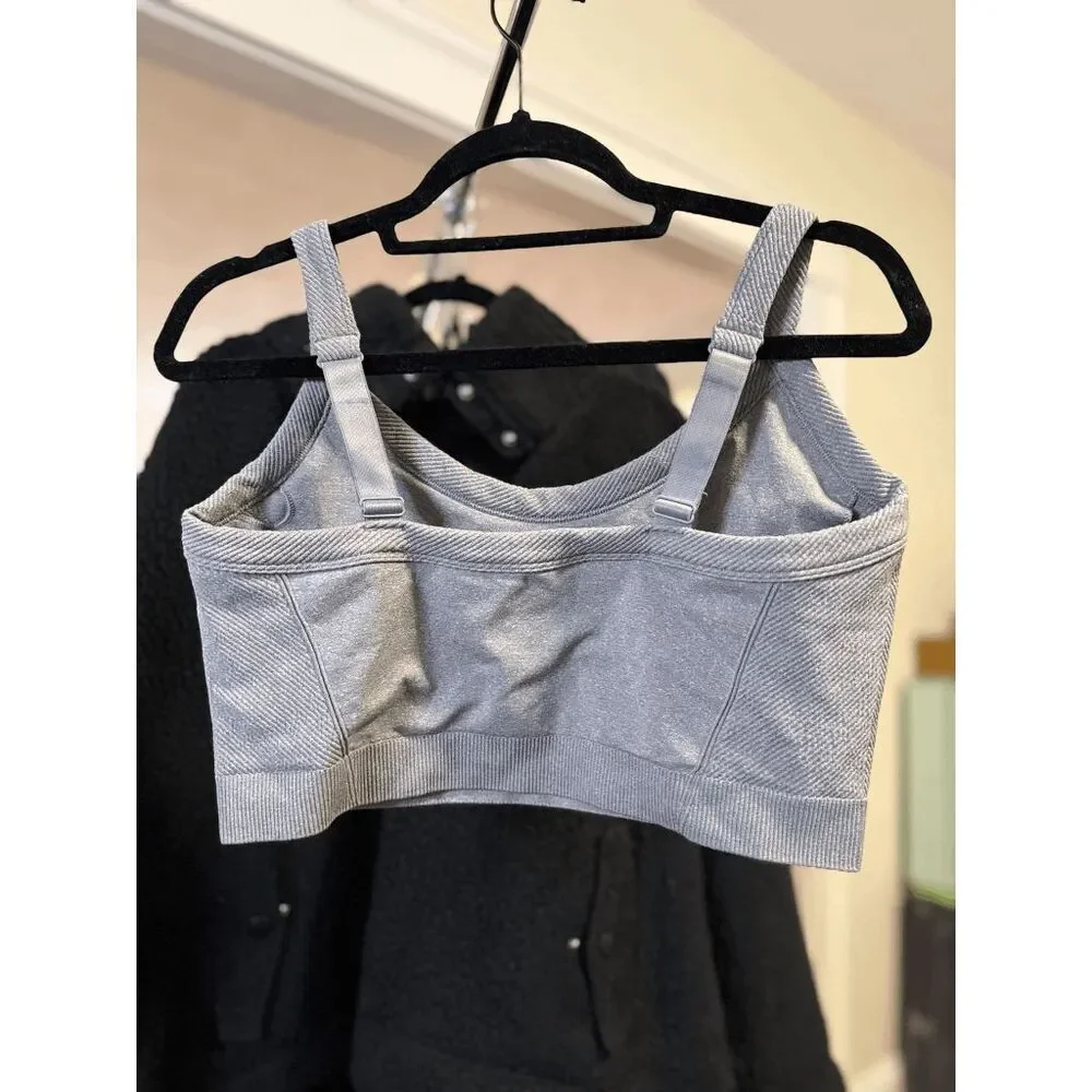 Old Navy Light Support Fluid Seamless Ribbed Sports Bra - 4X